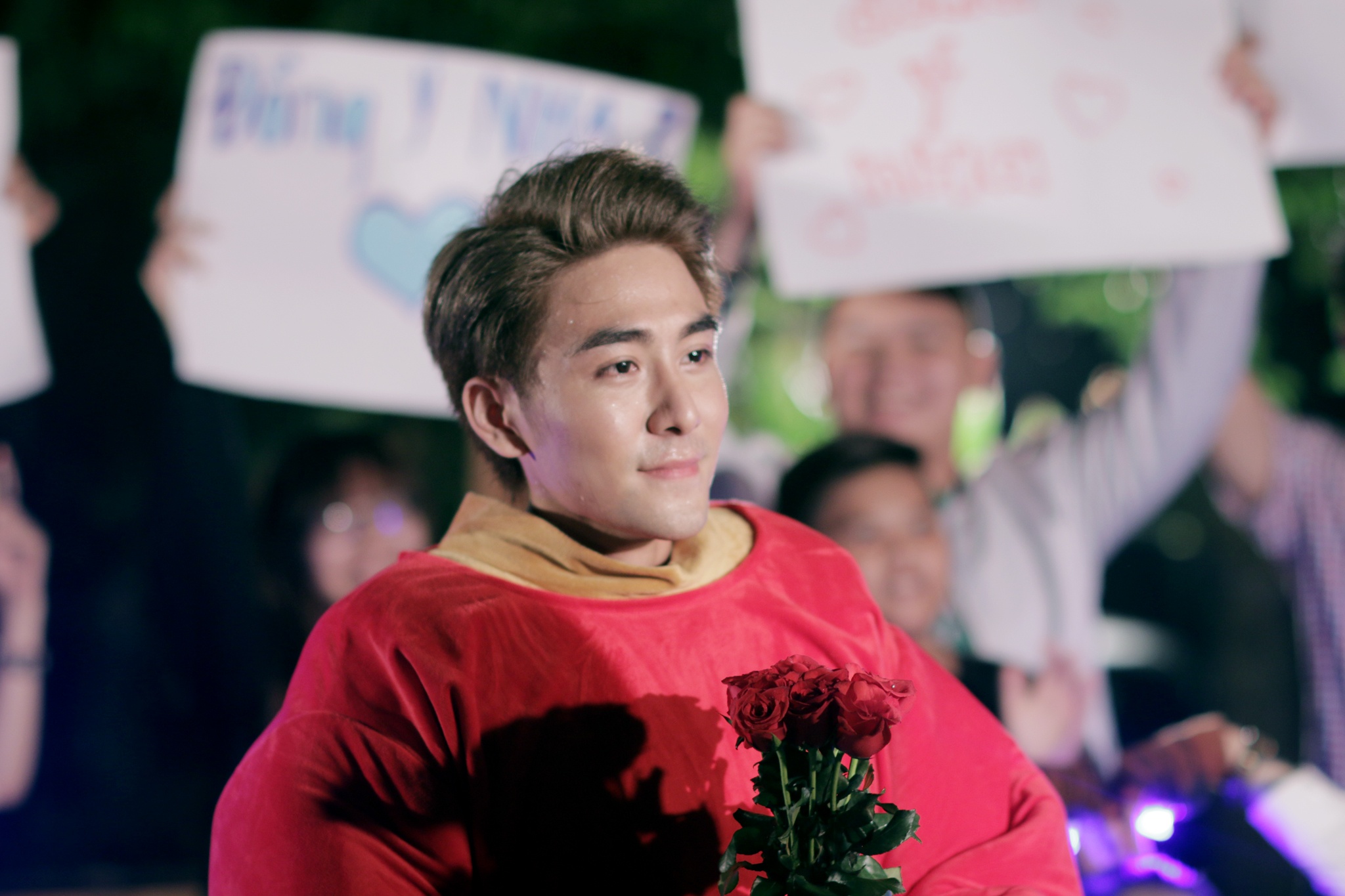 Huy Nam nhom La Thang ra MV anh 3