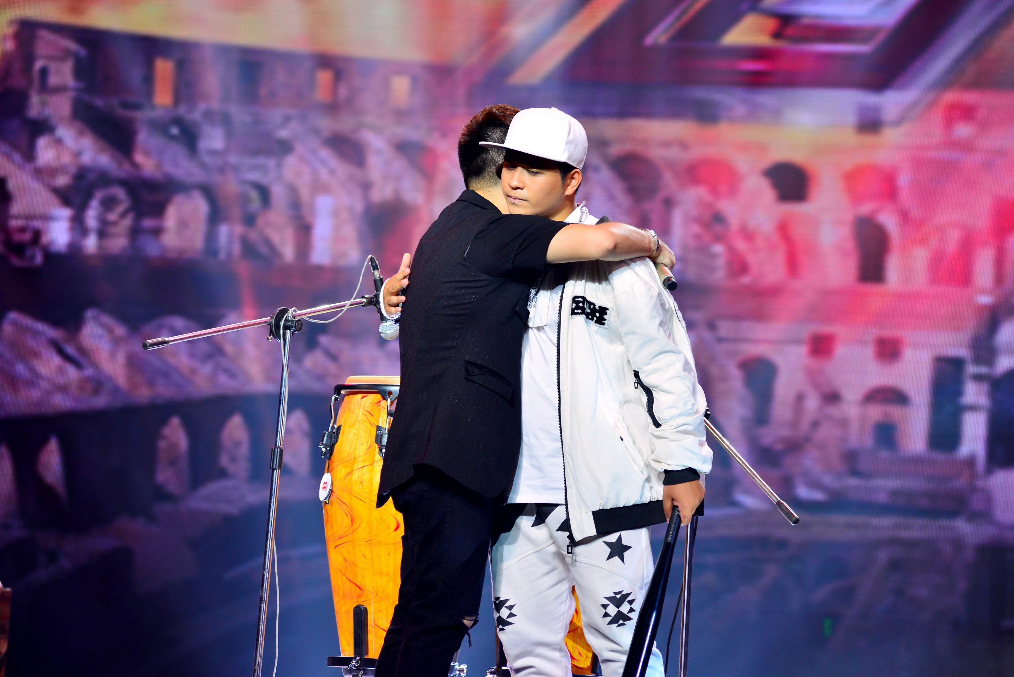 Tap 2 vong Lo dien XFactor anh 13