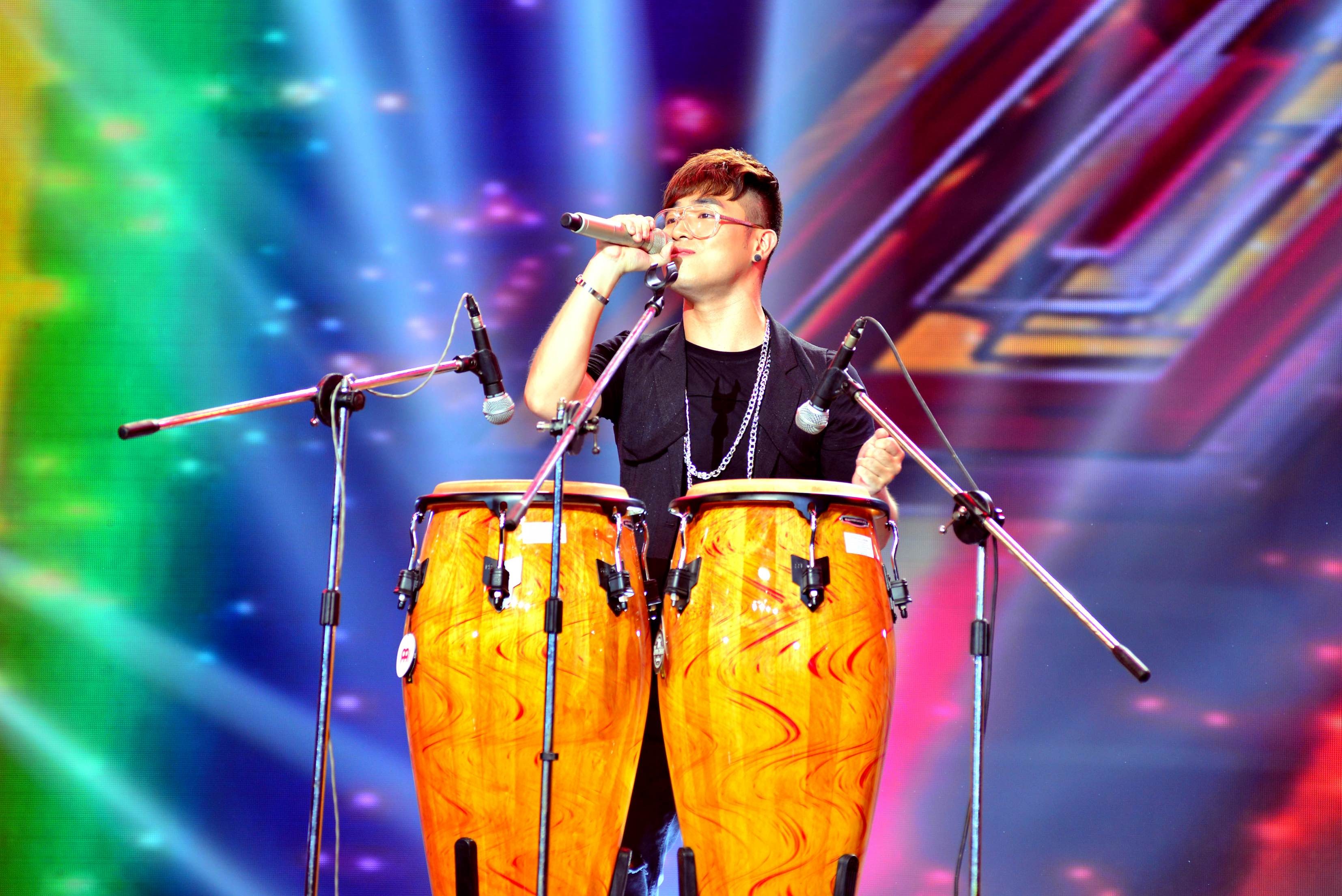 Tap 2 vong Lo dien XFactor anh 4