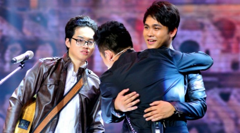 Thi sinh doi Tung Duong nhat nhoa giua cac doi thu X Factor hinh anh