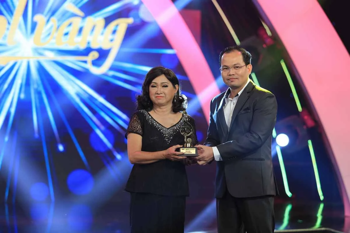 Sol Vang thang 6 anh 4