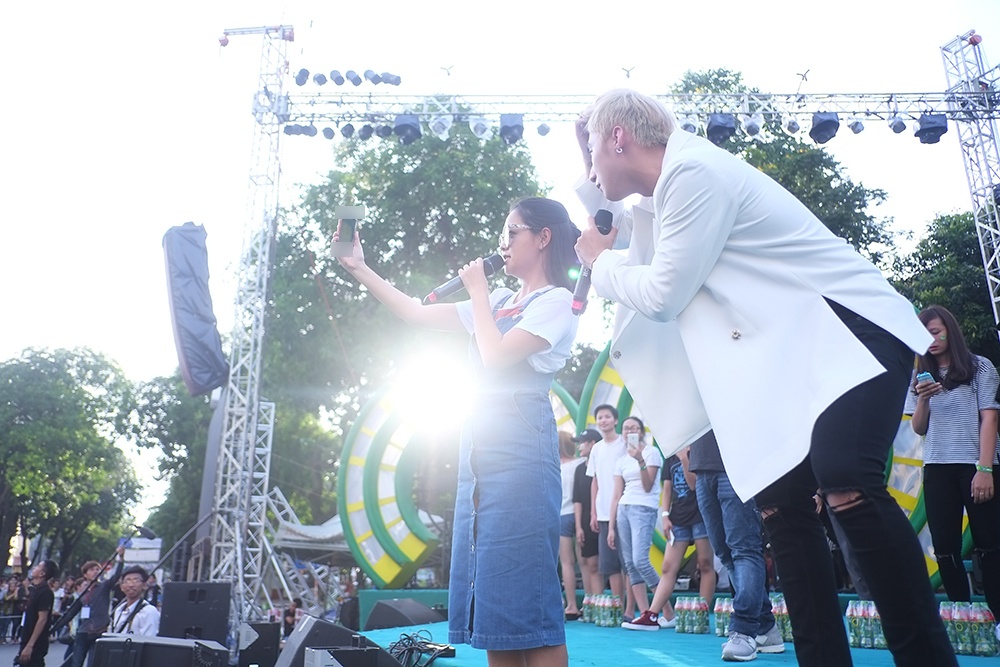 Tour dien Mua he khong do anh 2