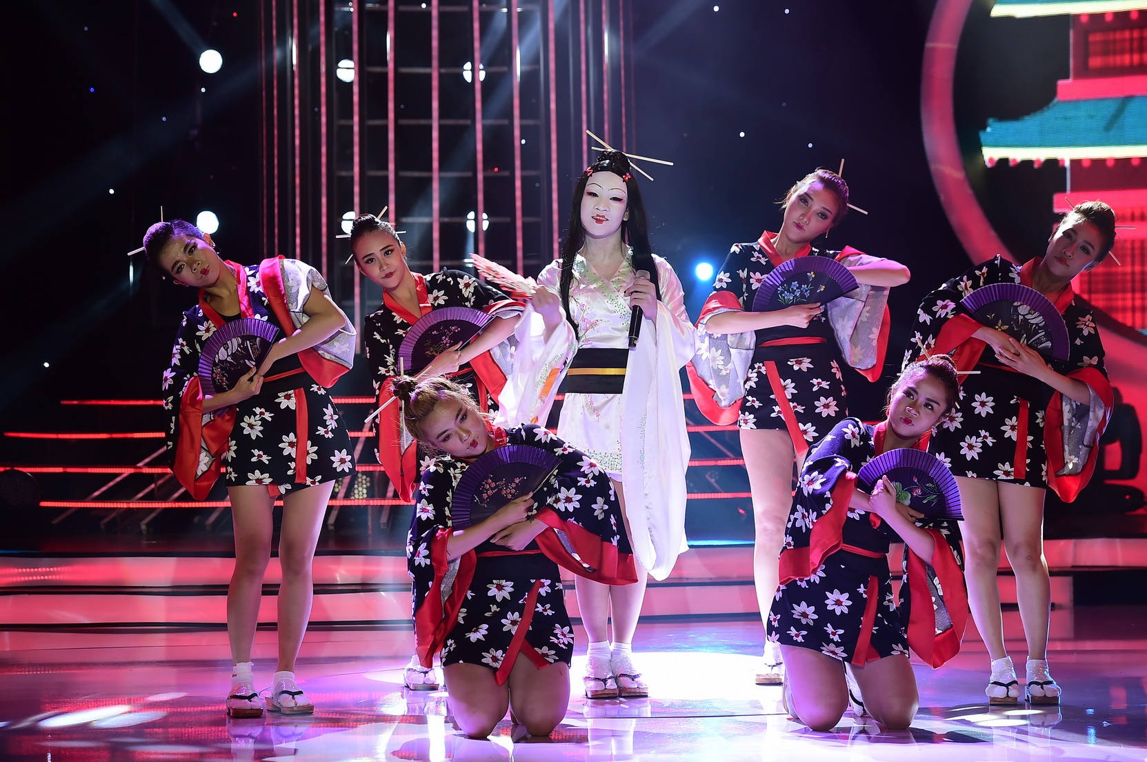 Tap 8 Guong mat than quen anh 10