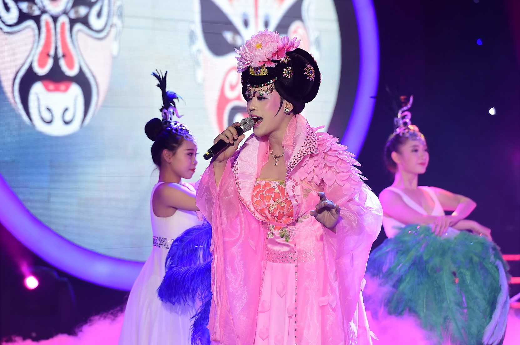 Tap 8 Guong mat than quen anh 14