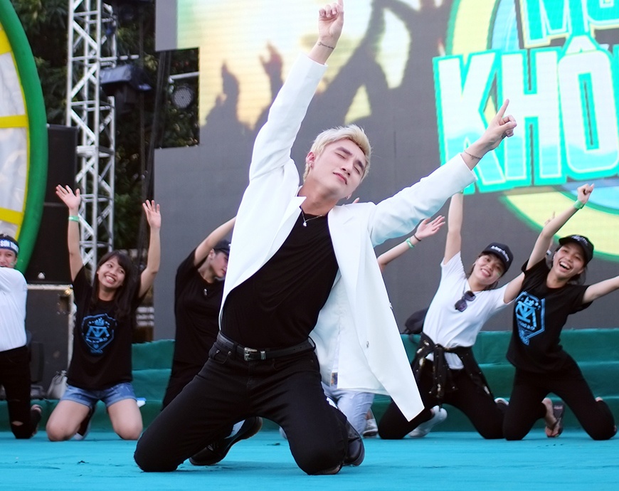 Tour dien Mua he khong do anh 5