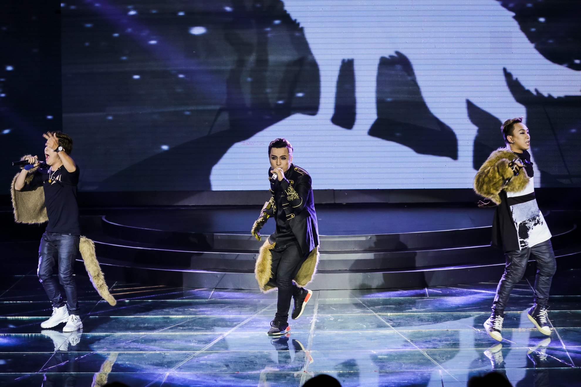 Live show 1 XFactor ảnh 2 Live show 1 XFactor anh 2