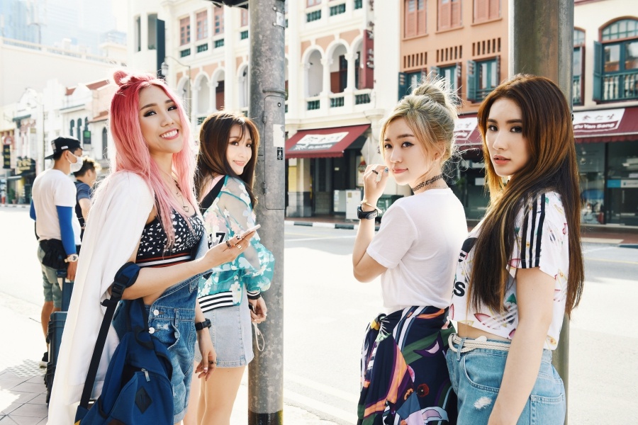 Nhom nhac nu Lip B cua Dong Nhi anh 1