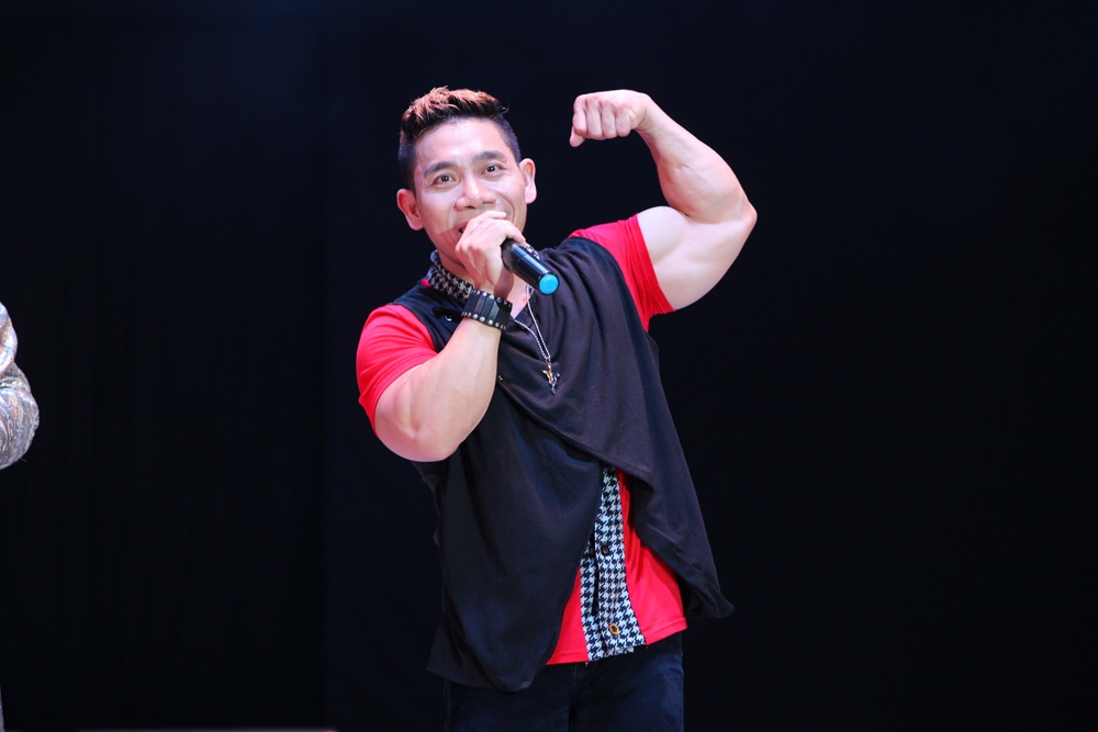 Duy Manh tu choi hat tiep anh 8