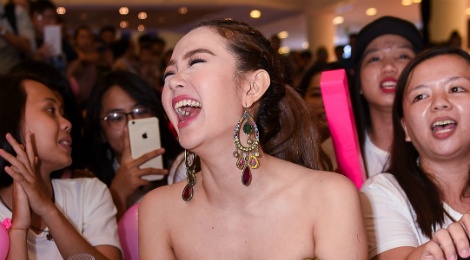 Hang tram khan gia mung sinh nhat Minh Hang hinh anh