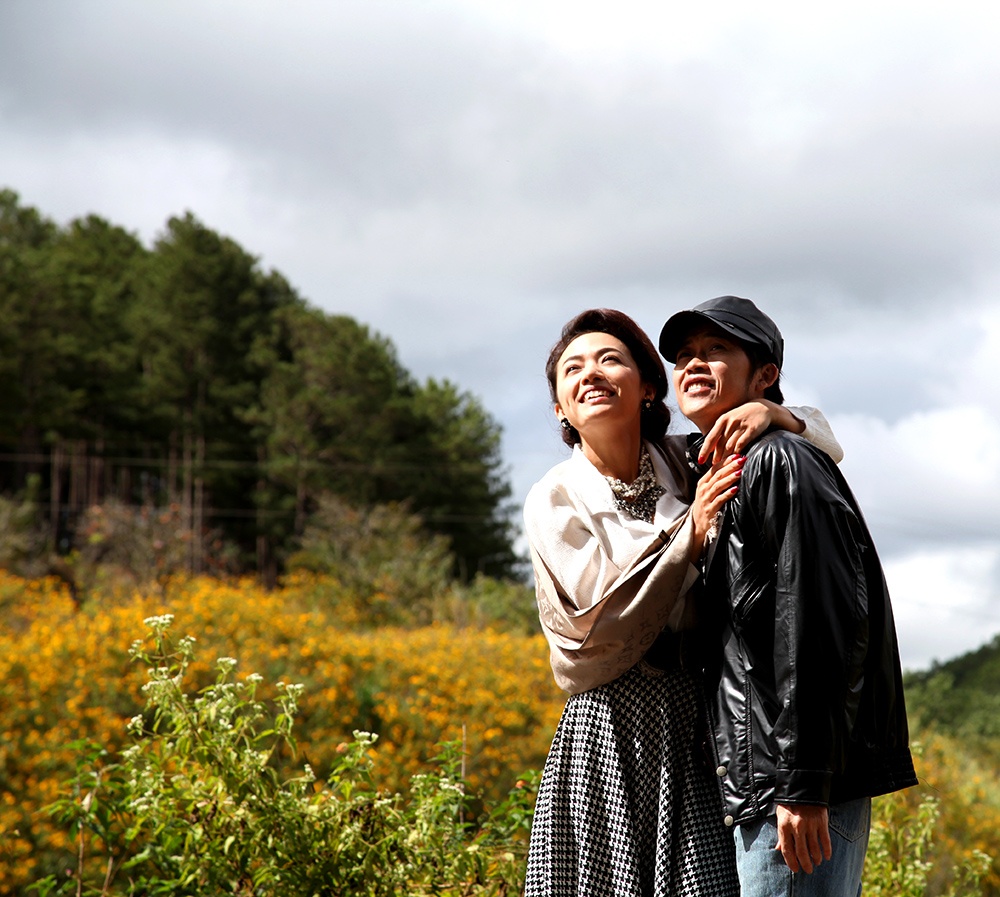 Hoài Linh đóng Mặt nạ máu ảnh 2 Hoai Linh dong Mat na mau anh 2