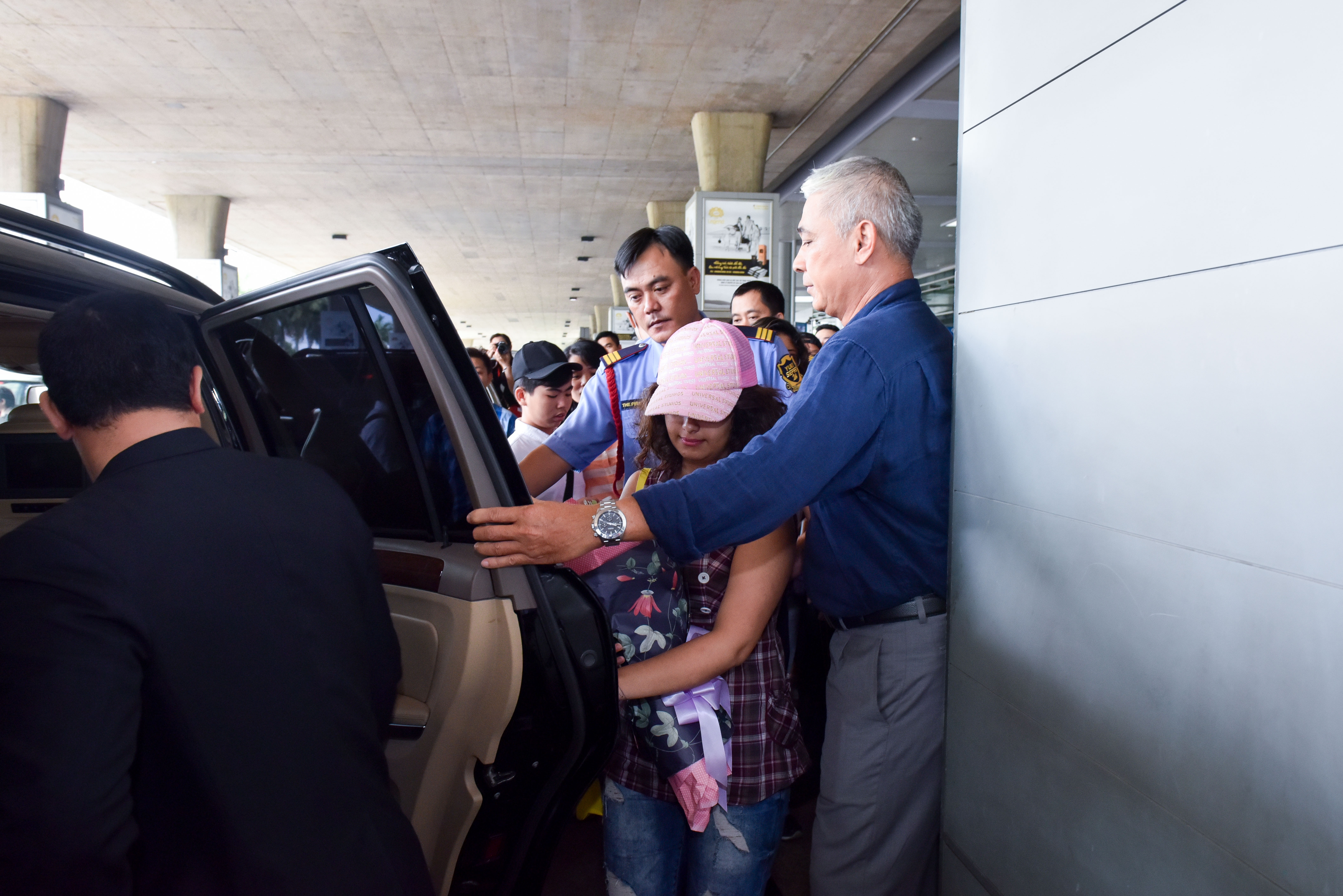 Sao Co dau 8 tuoi sang Viet Nam anh 6