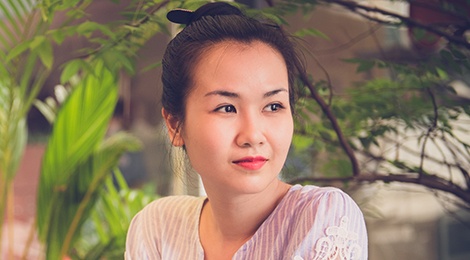 Vo Ha Tram buc xuc vi bi chen ep o Guong mat than quen hinh anh