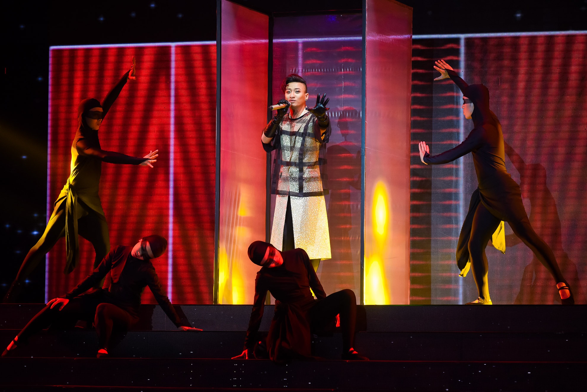 Live show 3 X Factor anh 8