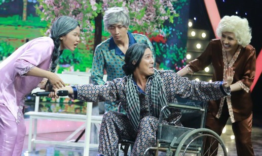 Doi Nhat Kim Anh tai hien cuoc song ngheo kho cua nghe si gia hinh anh