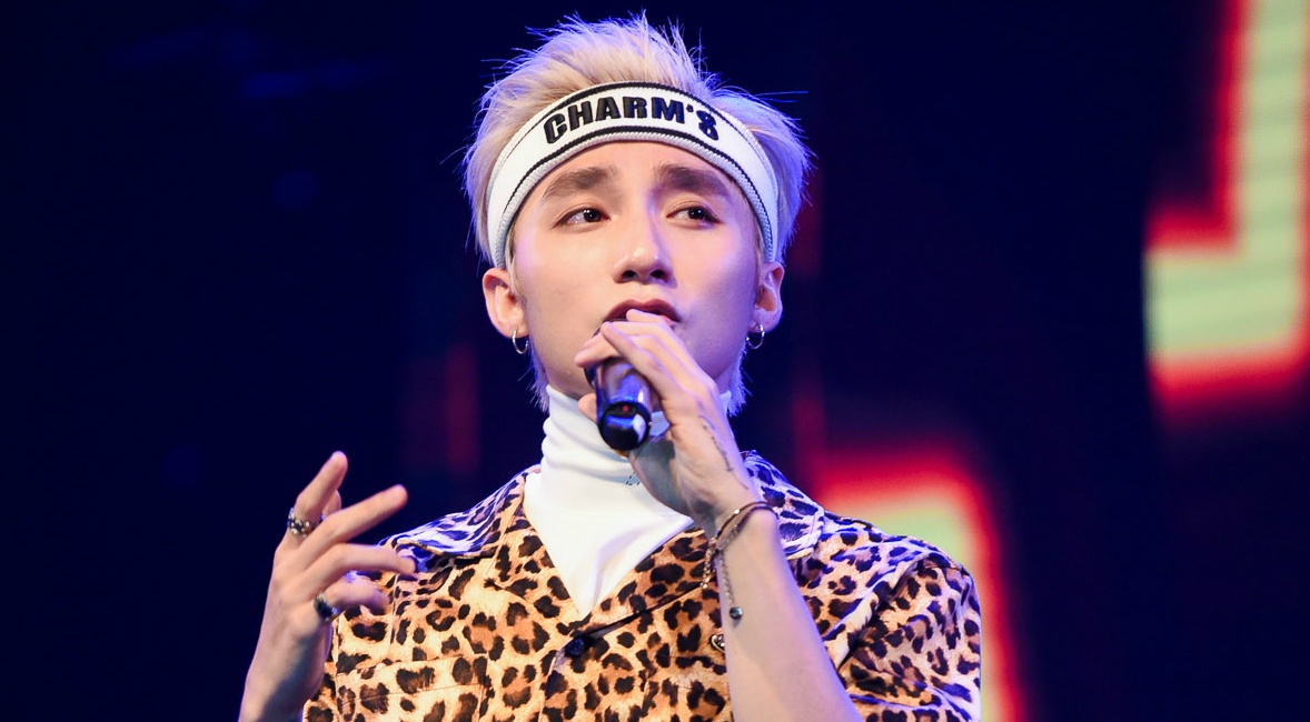 Son Tung M-TP thao mat kinh hat nhac cua co nhac si An Thuyen hinh anh