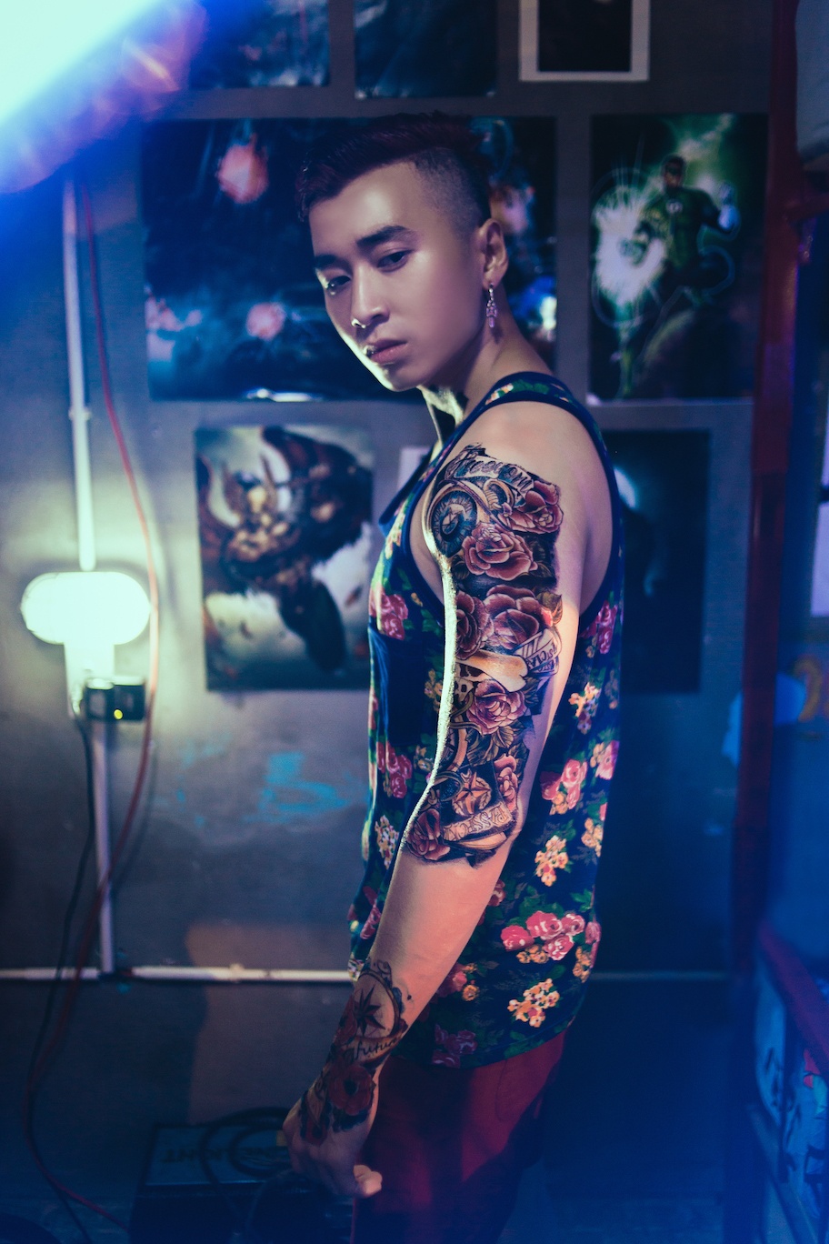 MV Anh là sinh viên của Karik ảnh 8 MV Anh la sinh vien cua Karik anh 8