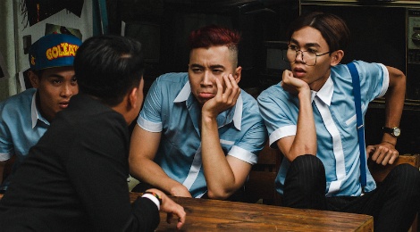 Rapper Karik lam MV ve ban hang da cap hinh anh