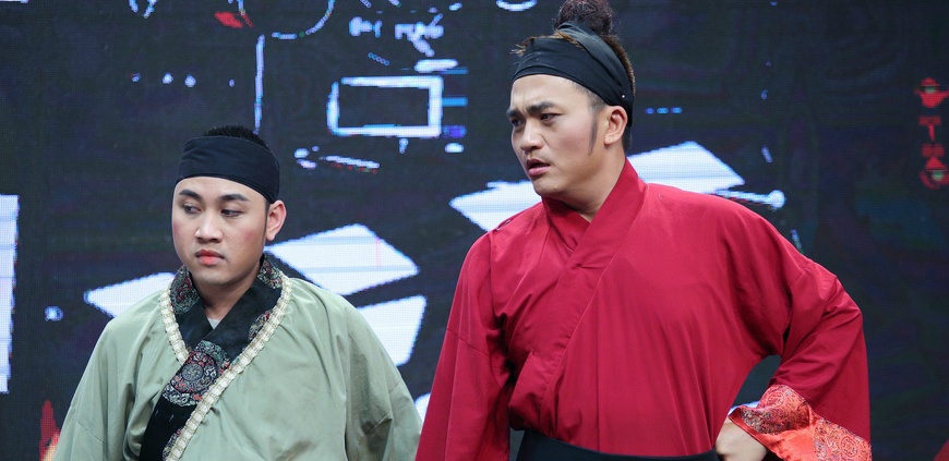 Viet Huong bi ngoi sao dien anh hanh ha hinh anh