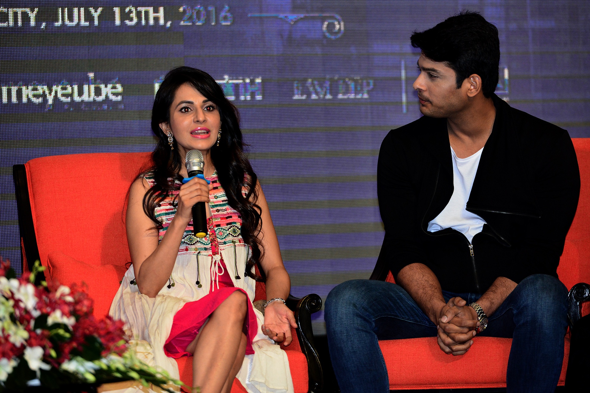 Sao Co dau 8 tuoi sang Viet Nam anh 9