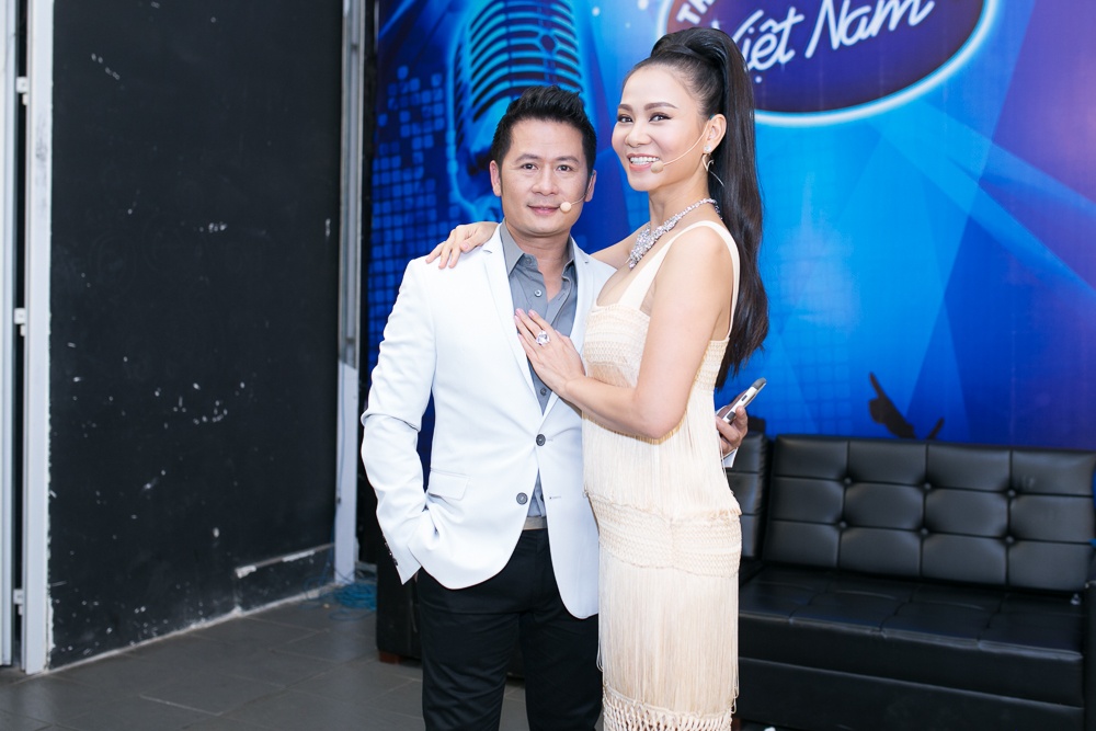 Thu Minh được chồng tặng siêu xe ảnh 5 Thu Minh duoc chong tang sieu xe anh 5