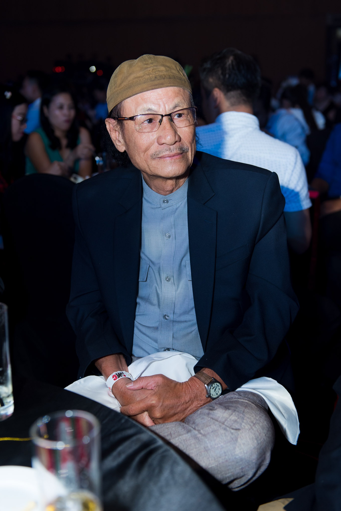 Dien vien Co dau 8 tuoi sang Viet Nam anh 11