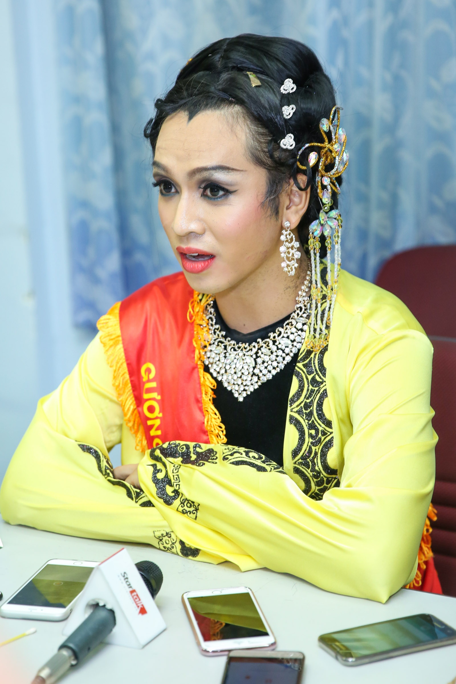 quán quân Gương mặt thân quen 2016 ảnh 1 quan quan Guong mat than quen 2016 anh 1