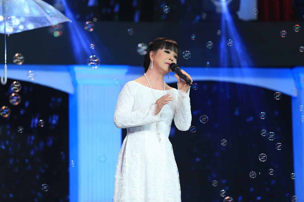 Tinh khuc vuot thoi gian thang 7 anh 4