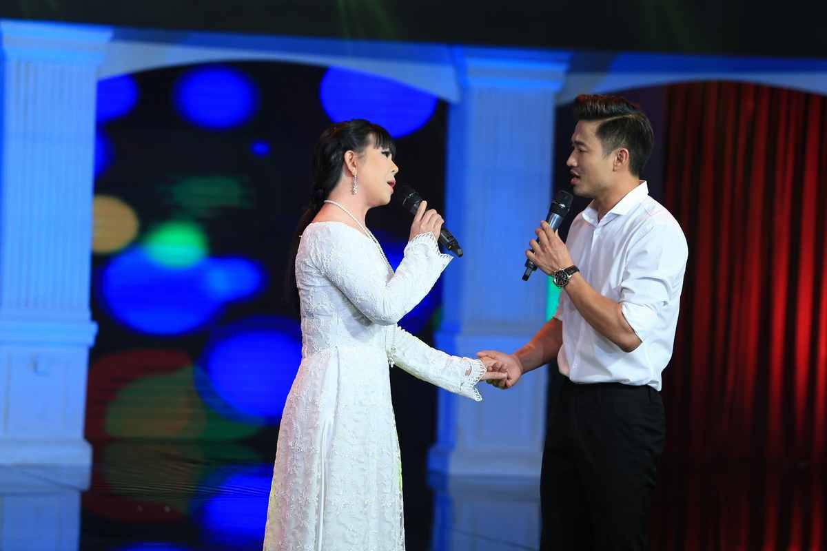 Tinh khuc vuot thoi gian thang 7 anh 2