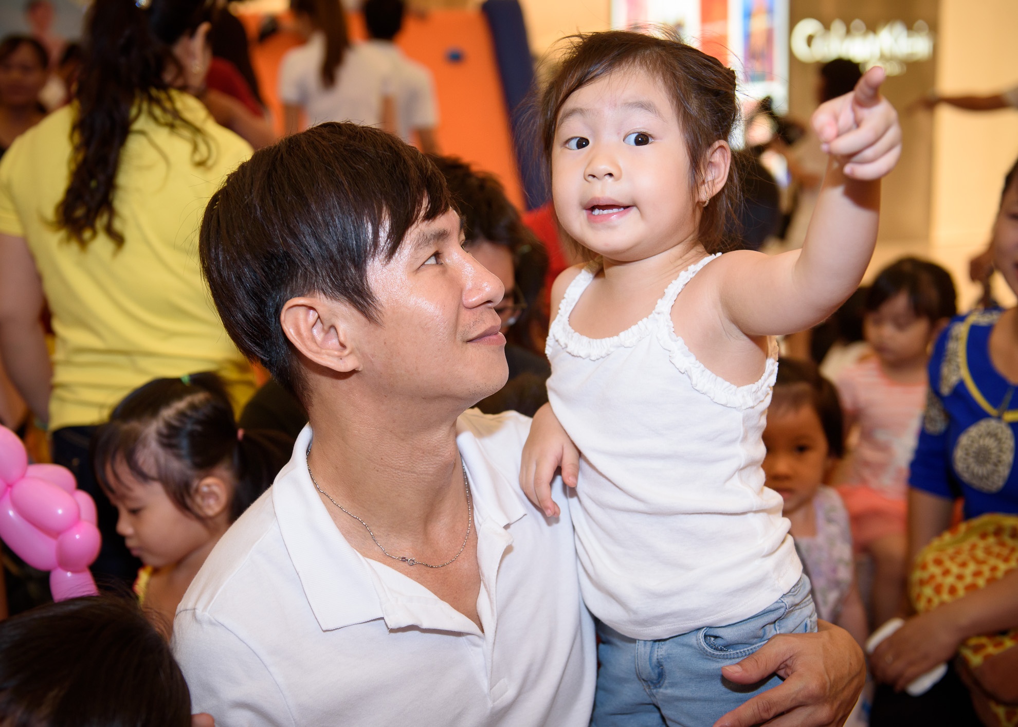 Vợ Lý Hải lấy lại vóc dáng sau khi sinh ảnh 5 Vo Ly Hai lay lai voc dang sau khi sinh anh 5