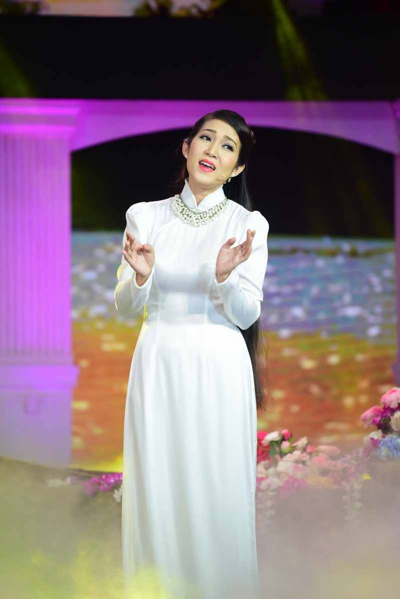 Tinh khuc vuot thoi gian thang 7 anh 9