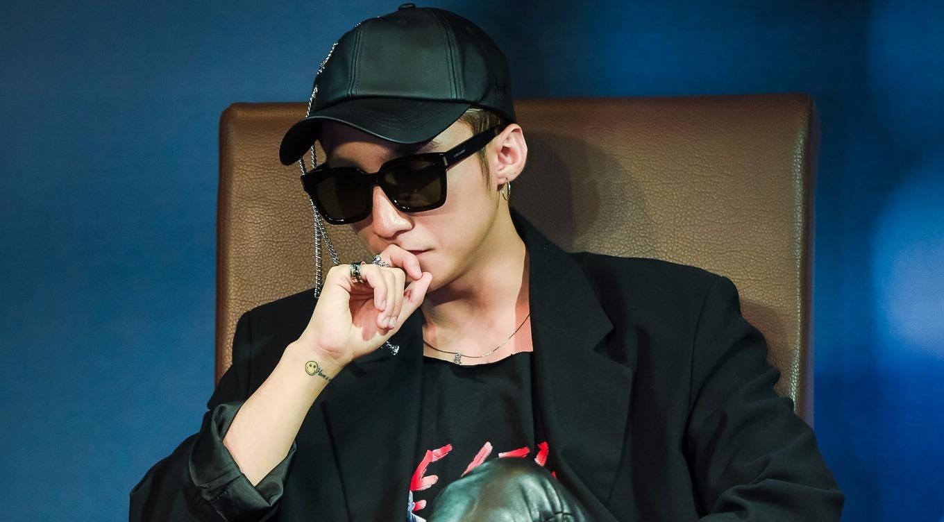 Son Tung M-TP to chuc dem nhac hat ca khuc duy nhat hinh anh