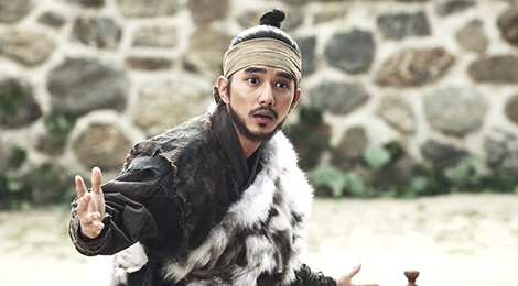 Phim 'Bo tu lua dao' cua Yoo Seung Ho cong chieu o Viet Nam hinh anh