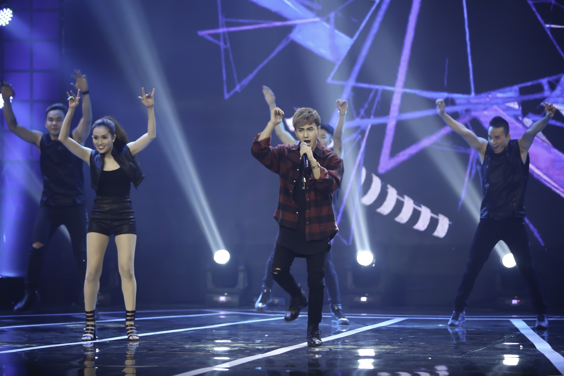 Gala trao giai Bien hoa hoan hao anh 13