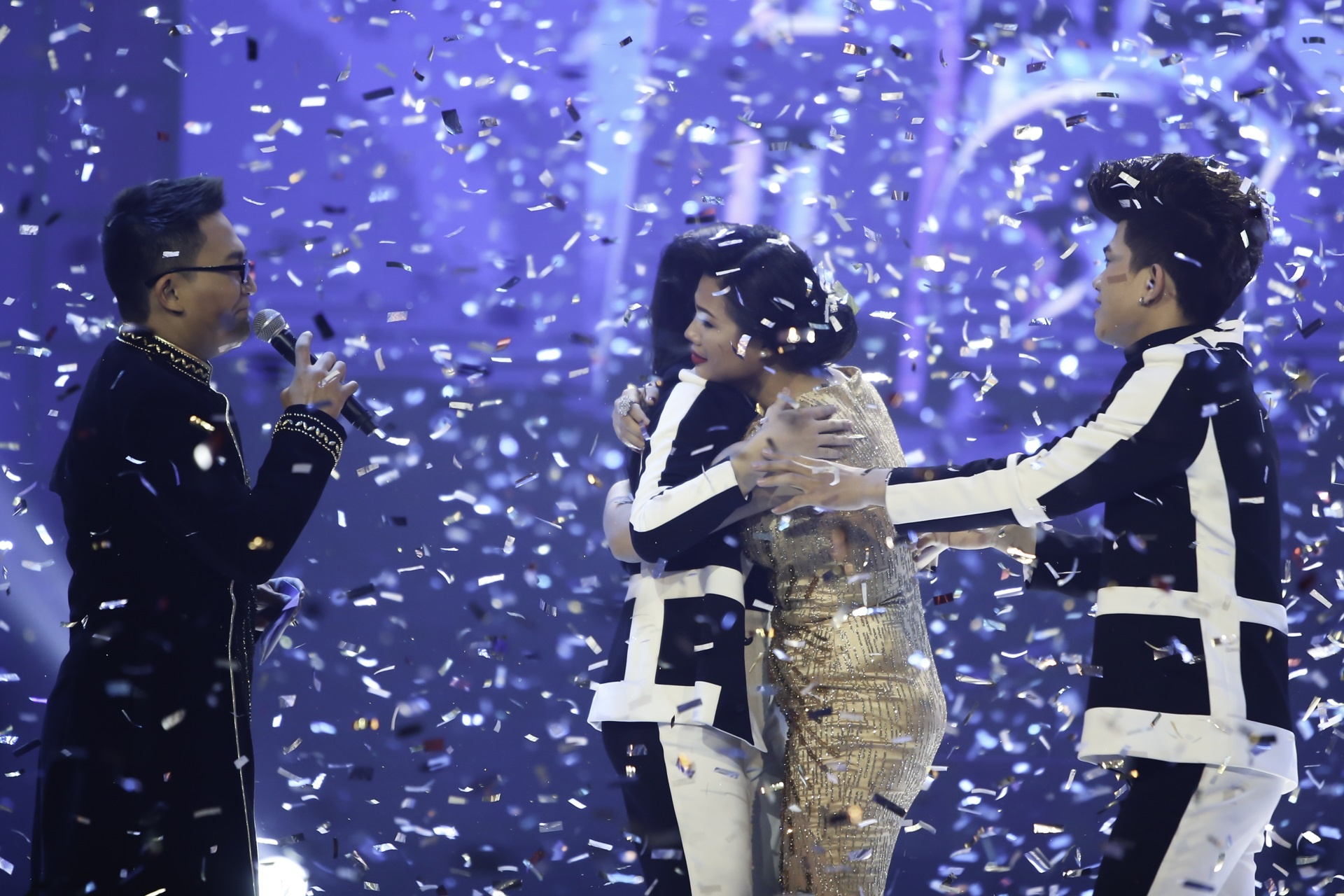 Gala trao giai Bien hoa hoan hao anh 2