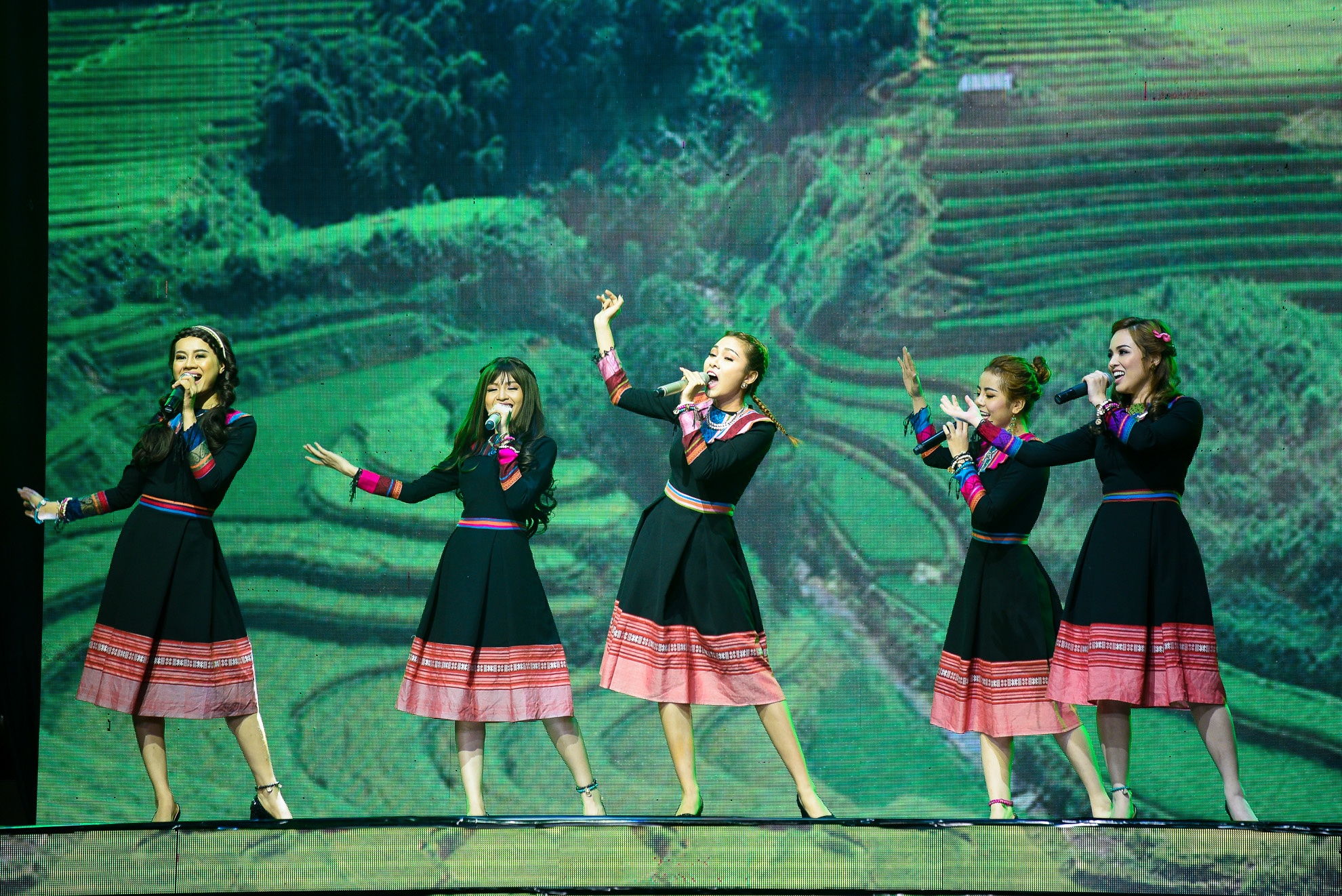 Live show 7 X Factor anh 10