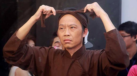 Hoai Linh phu dien cho chau gai Vu Linh o game show hinh anh