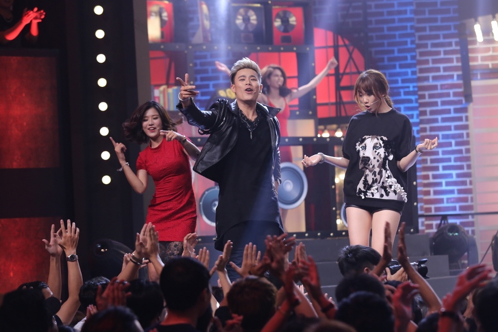 Tập 1 game show Kỳ phùng địch thủ ảnh 3 Tap 1 game show Ky phung dich thu anh 3