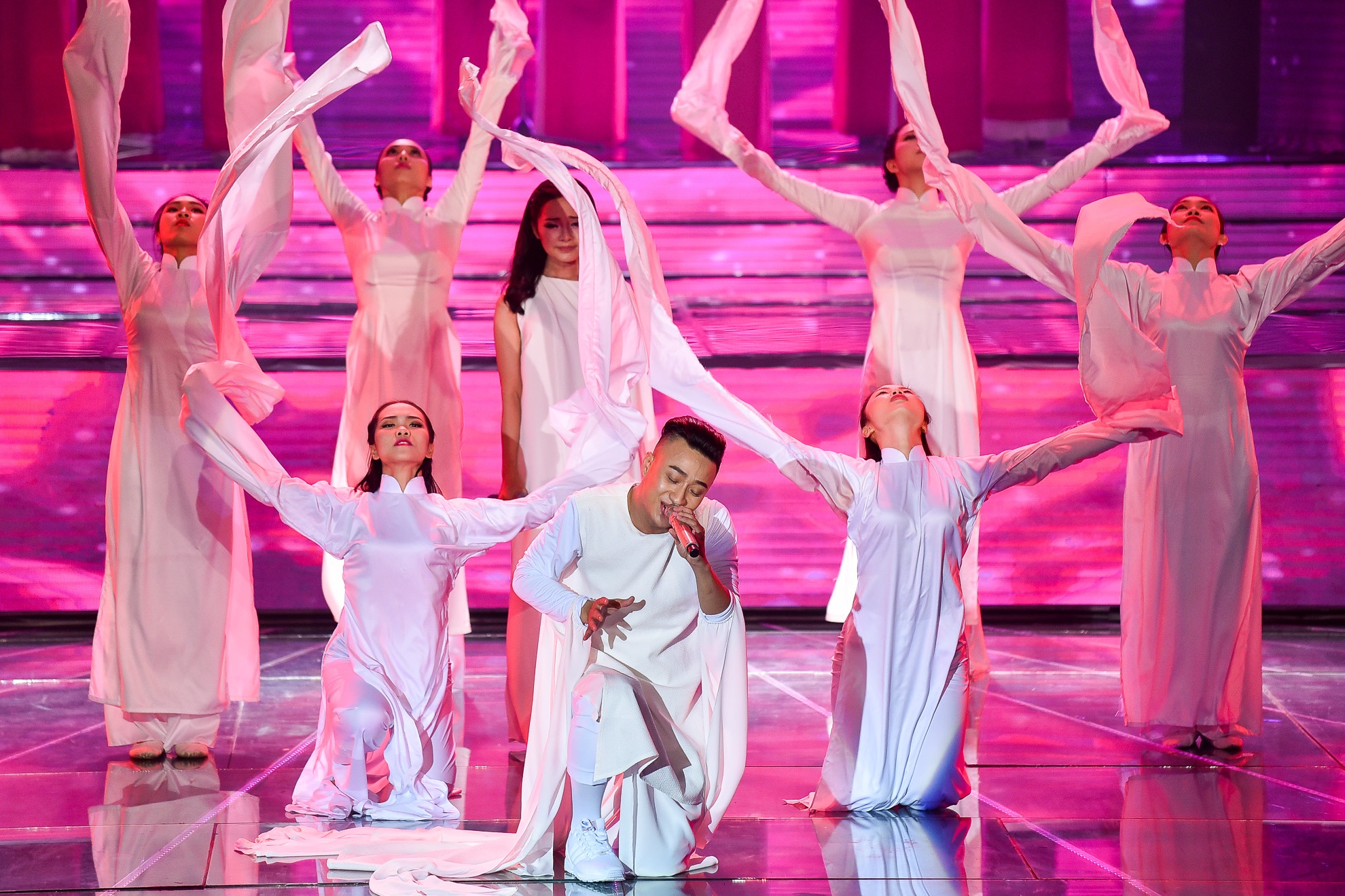 Live show 8 X Factor anh 2