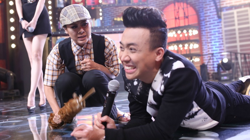 Nam Thu - Anh Duc danh Tran Thanh khong thuong tiec hinh anh