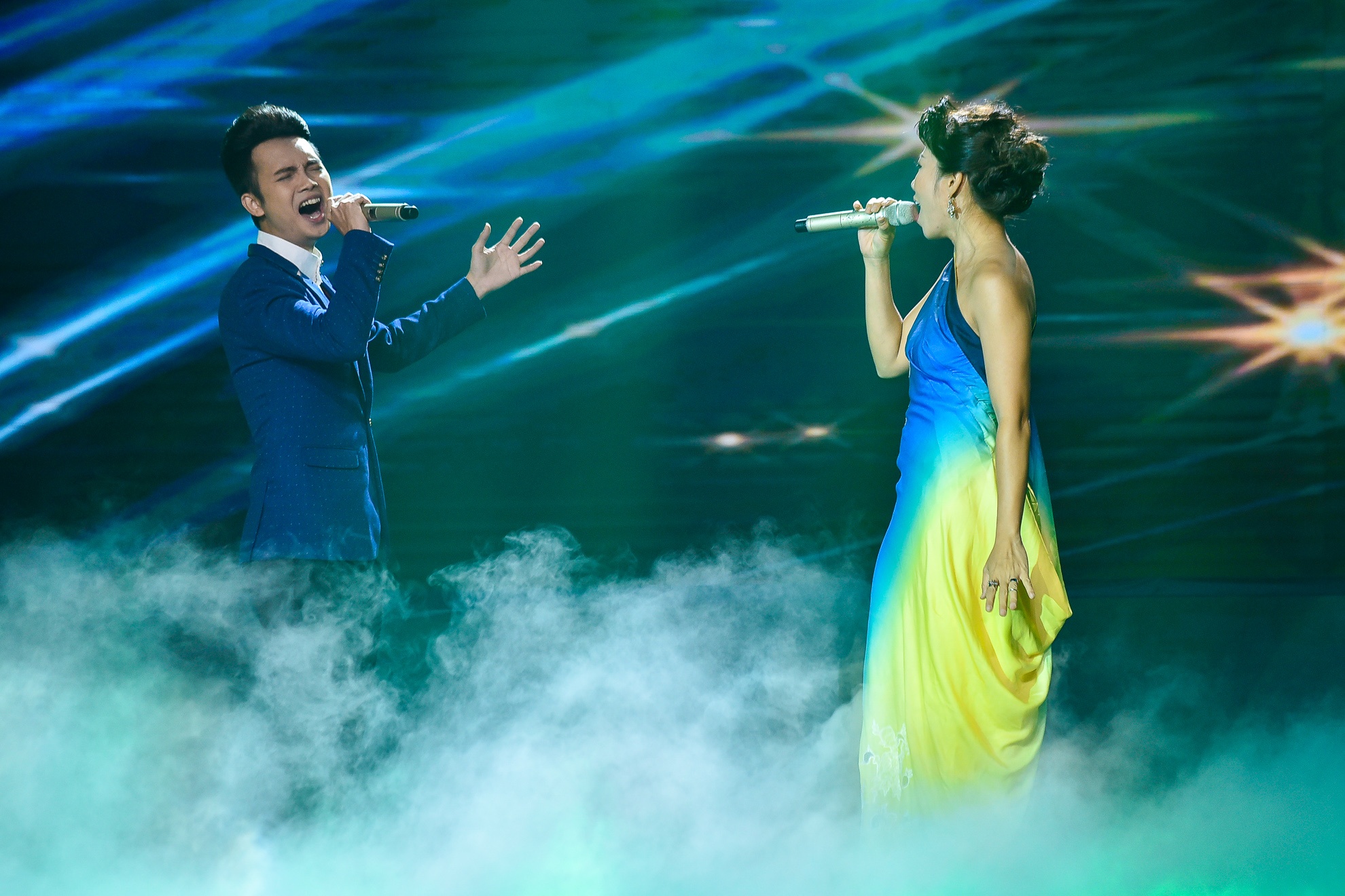 Dem ban ket X Factor anh 10