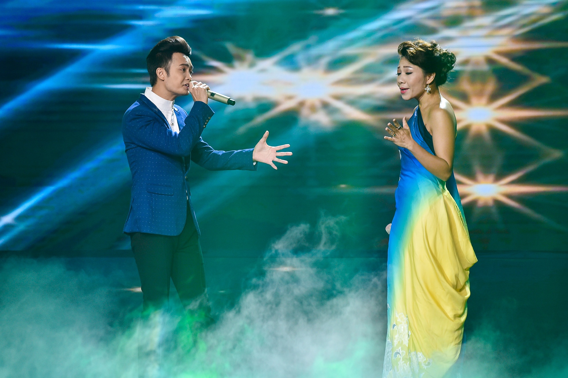 Dem ban ket X Factor anh 11