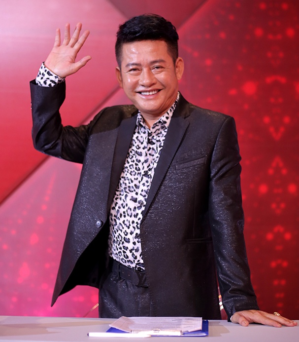 Tap 6 Bi mat dem chu nhat anh 1