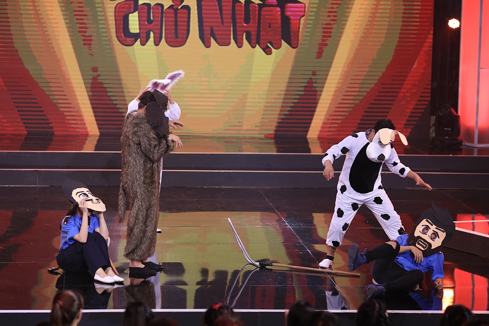 Tap 7 Bi mat dem chu nhat anh 2