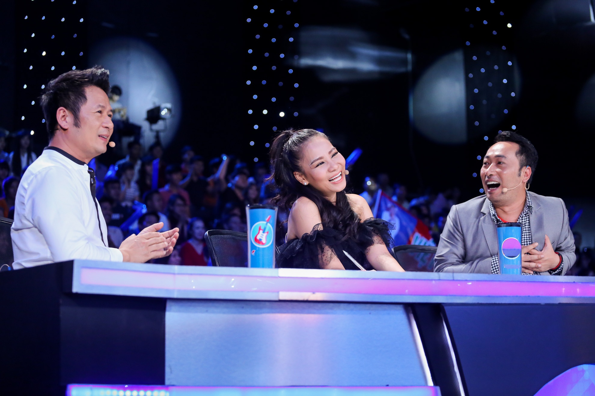 Gala 5 cuộc thi Vietnam Idol ảnh 9 Gala 5 cuoc thi Vietnam Idol anh 9