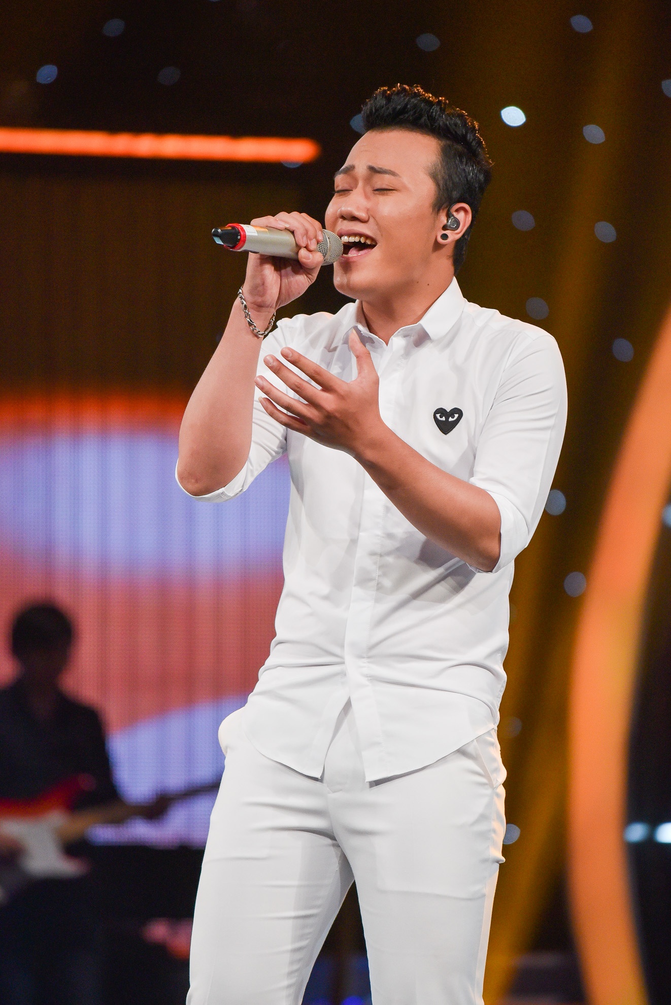 Gala 6 của Vietnam Idol ảnh 1 Gala 6 cua Vietnam Idol anh 1