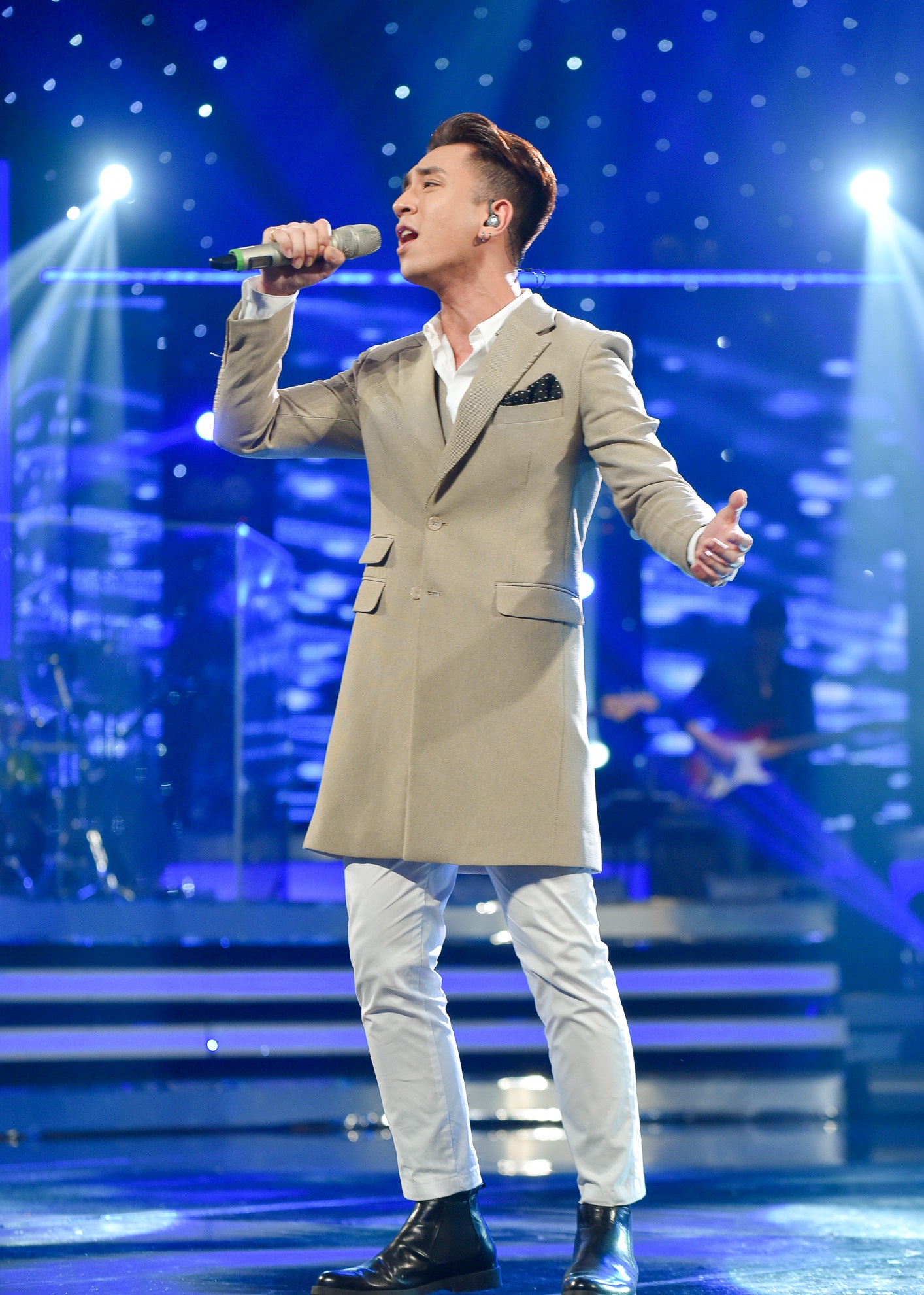 Gala 6 của Vietnam Idol ảnh 5 Gala 6 cua Vietnam Idol anh 5