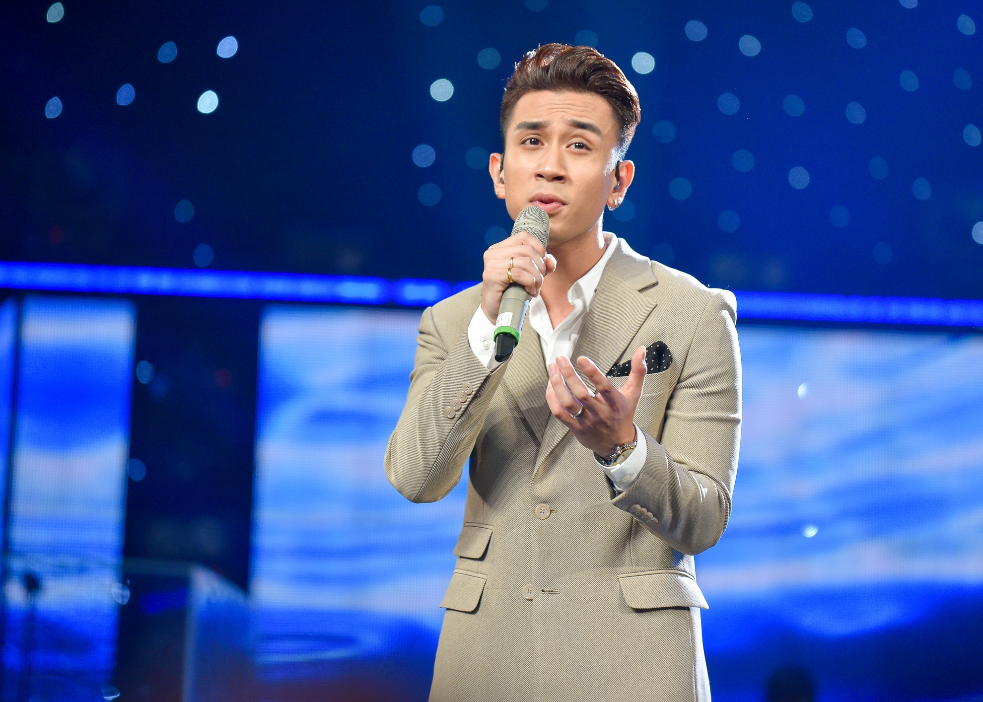 Gala 6 của Vietnam Idol ảnh 6 Gala 6 cua Vietnam Idol anh 6