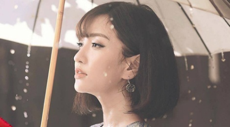 Hit moi cua Bui Bich Phuong danh bai Dong Nhi tren BXH Zing hinh anh