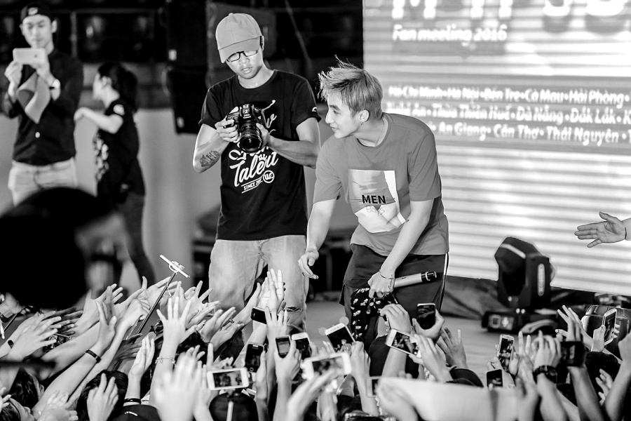 Son Tung MTP to chuc sinh nhat anh 8