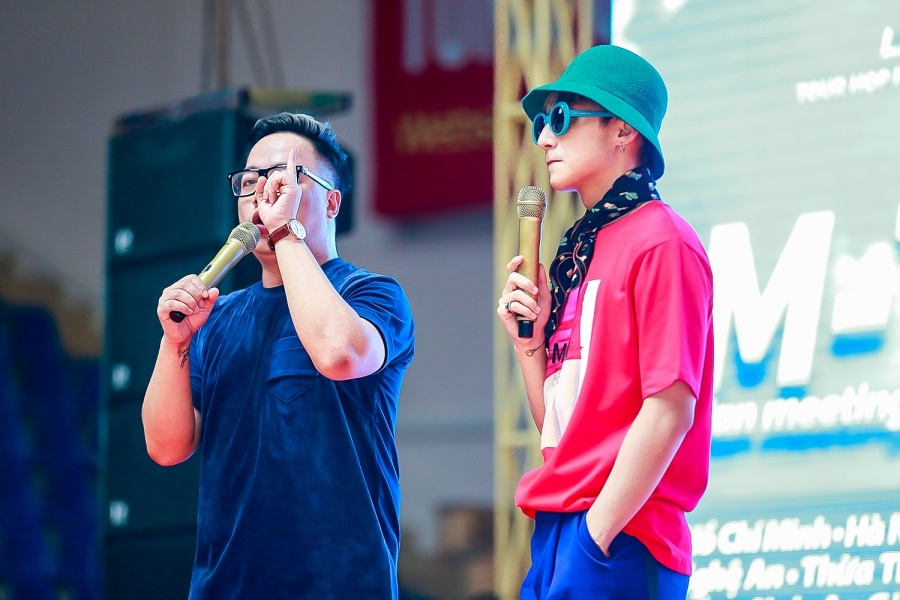 Son Tung MTP to chuc sinh nhat anh 6